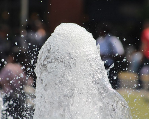 IMG 0613 fountain for property BBC reduced size